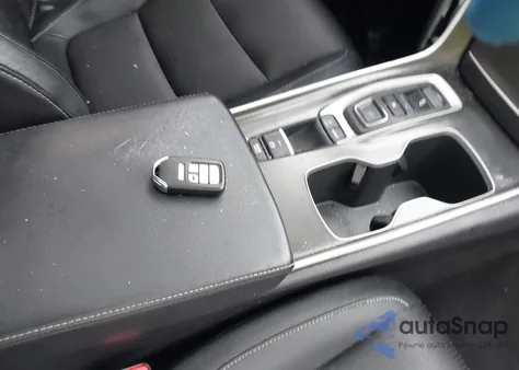 2018 Honda Accord Sport 2.0T z USA, uszkodzony, nr VIN 1HGCV2F31JA023859